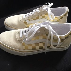 gold checkered vans